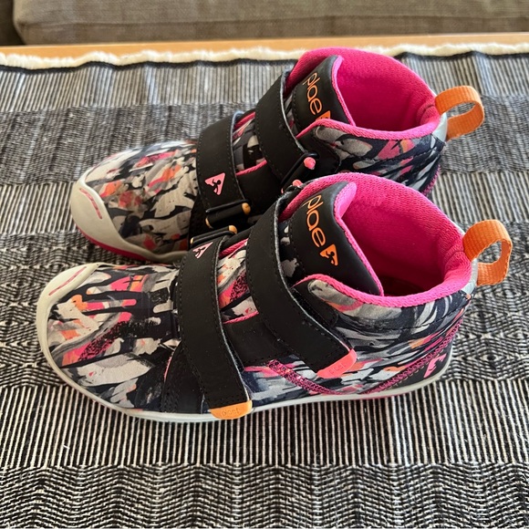 PLAE Max Sneakers - Picture 3 of 9